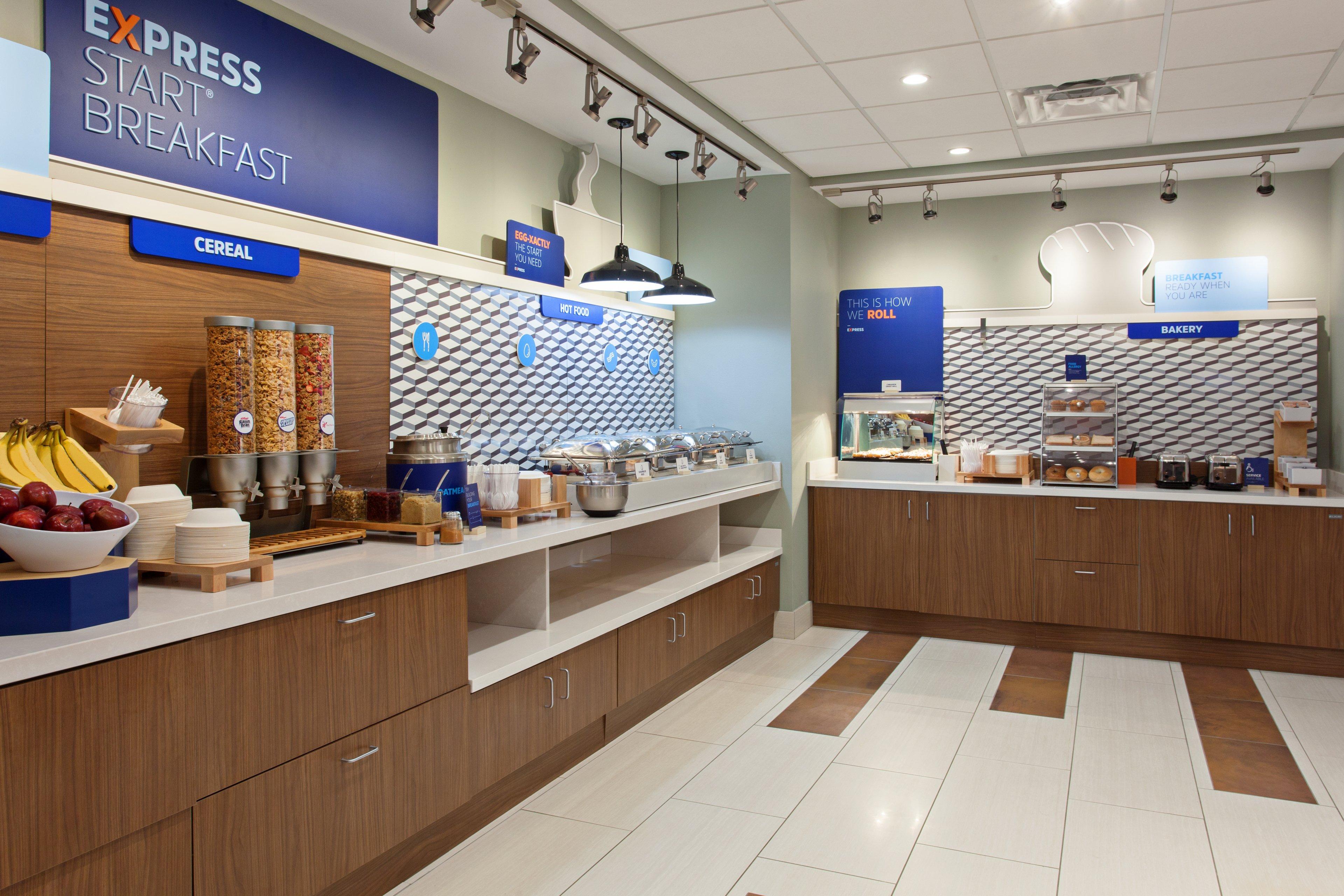 Holiday Inn Express & Suites - King George - Dahlgren By Ihg Alden Екстериор снимка
